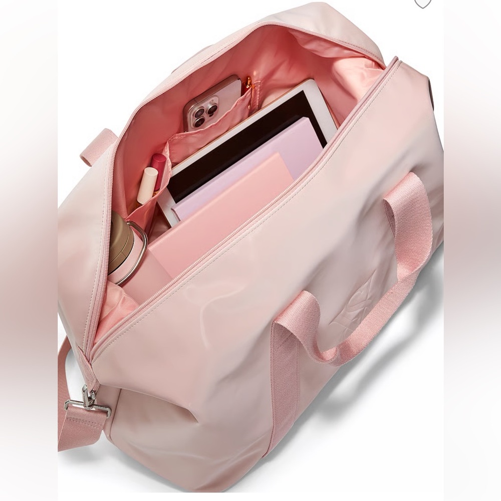 Victoria’s Secret Pink Duffle Bag - Picture 3 of 4